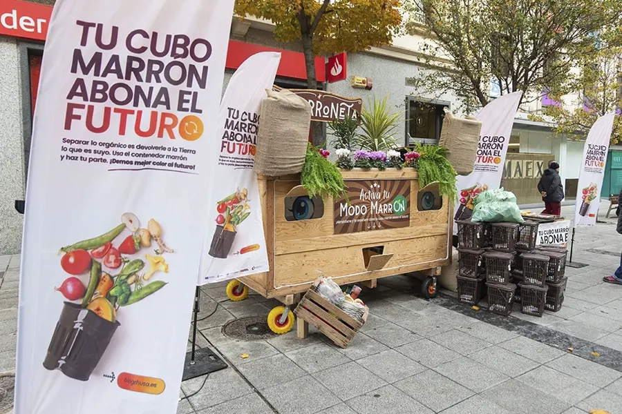 Aprende a usar el cubo marrón y abona el futuro